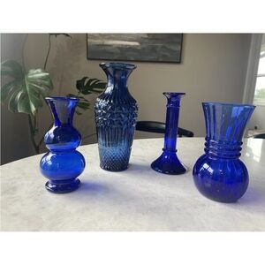 Elegant Blue Glass Vase Set
